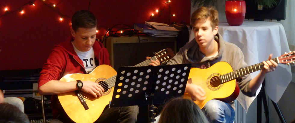 Gitarrenunterricht für Jugendliche und Erwachsene